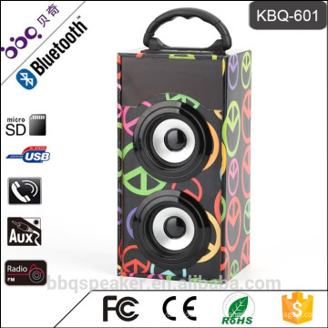 KBQ-601 mini sistema de altavoces multifuncional portátil digital con batería incorporada / USB / TF / FM